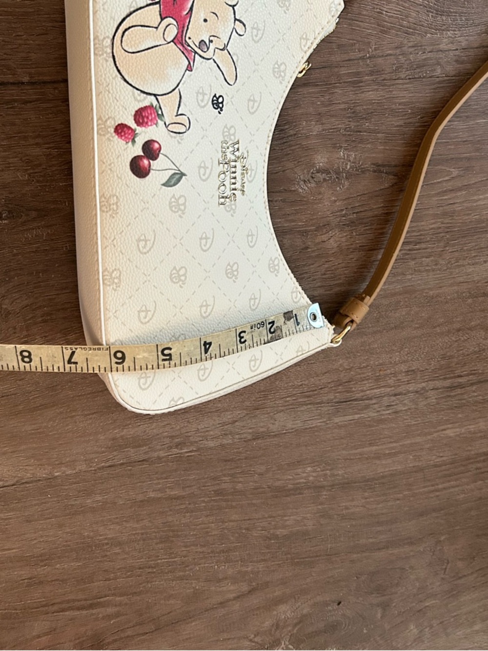 Disney Cream Winnie the Pooh NWT Mini Shoulder Bag with Cherry Detail - Picture 4 of 5
